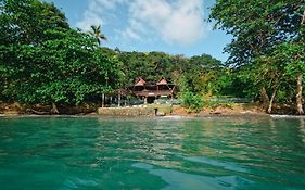 Hotel Bahia Aguacate